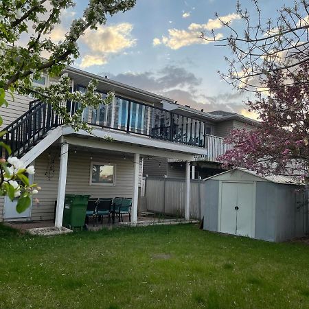 Citadel Hill Cr Community! Apartment Calgary Bagian luar foto