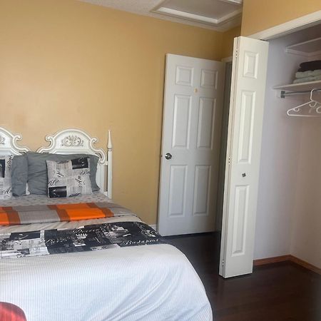Citadel Hill Cr Community! Apartment Calgary Bagian luar foto