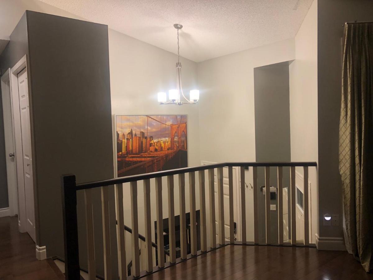 Citadel Hill Cr Community! Apartment Calgary Bagian luar foto