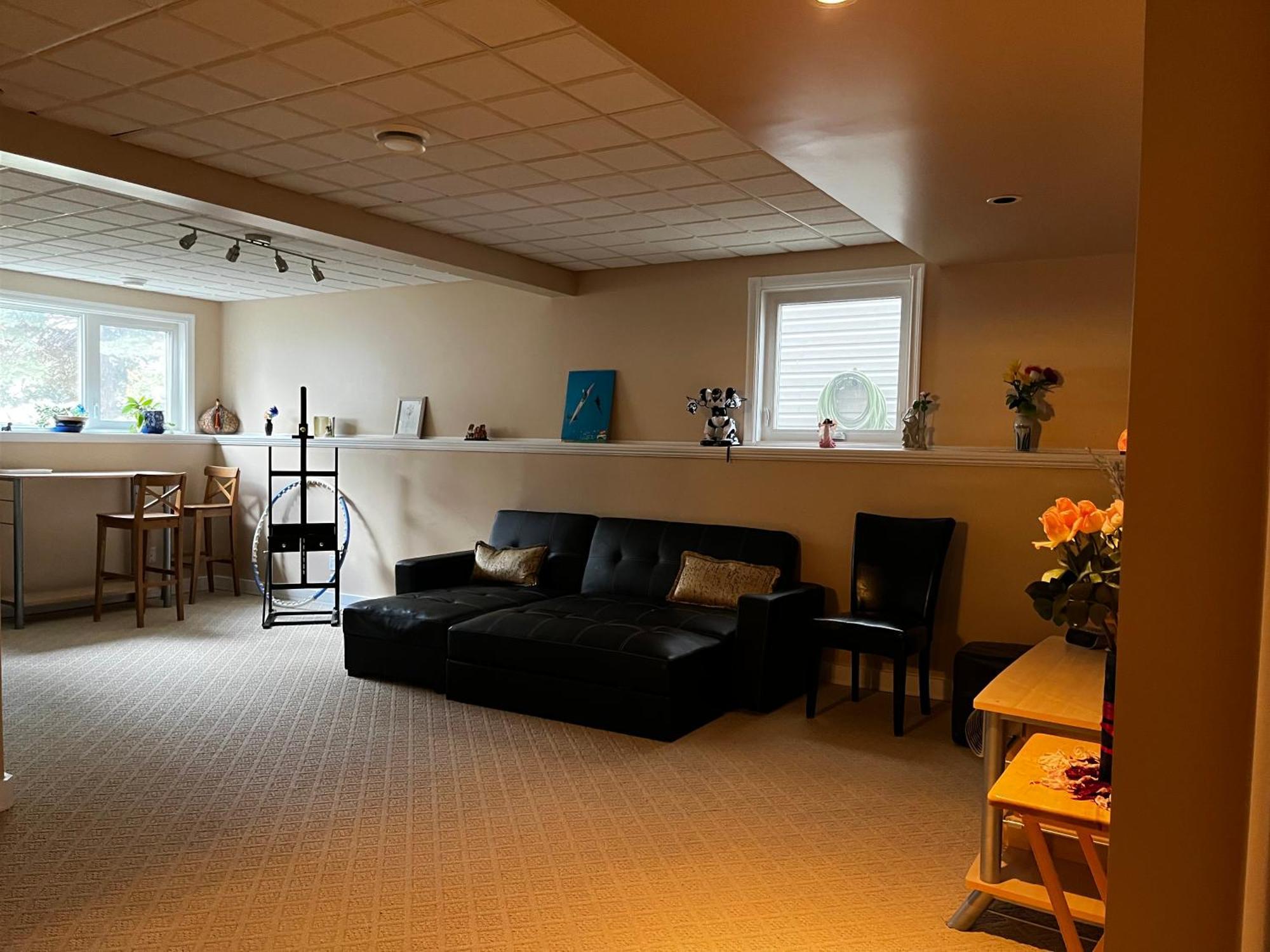 Citadel Hill Cr Community! Apartment Calgary Bagian luar foto