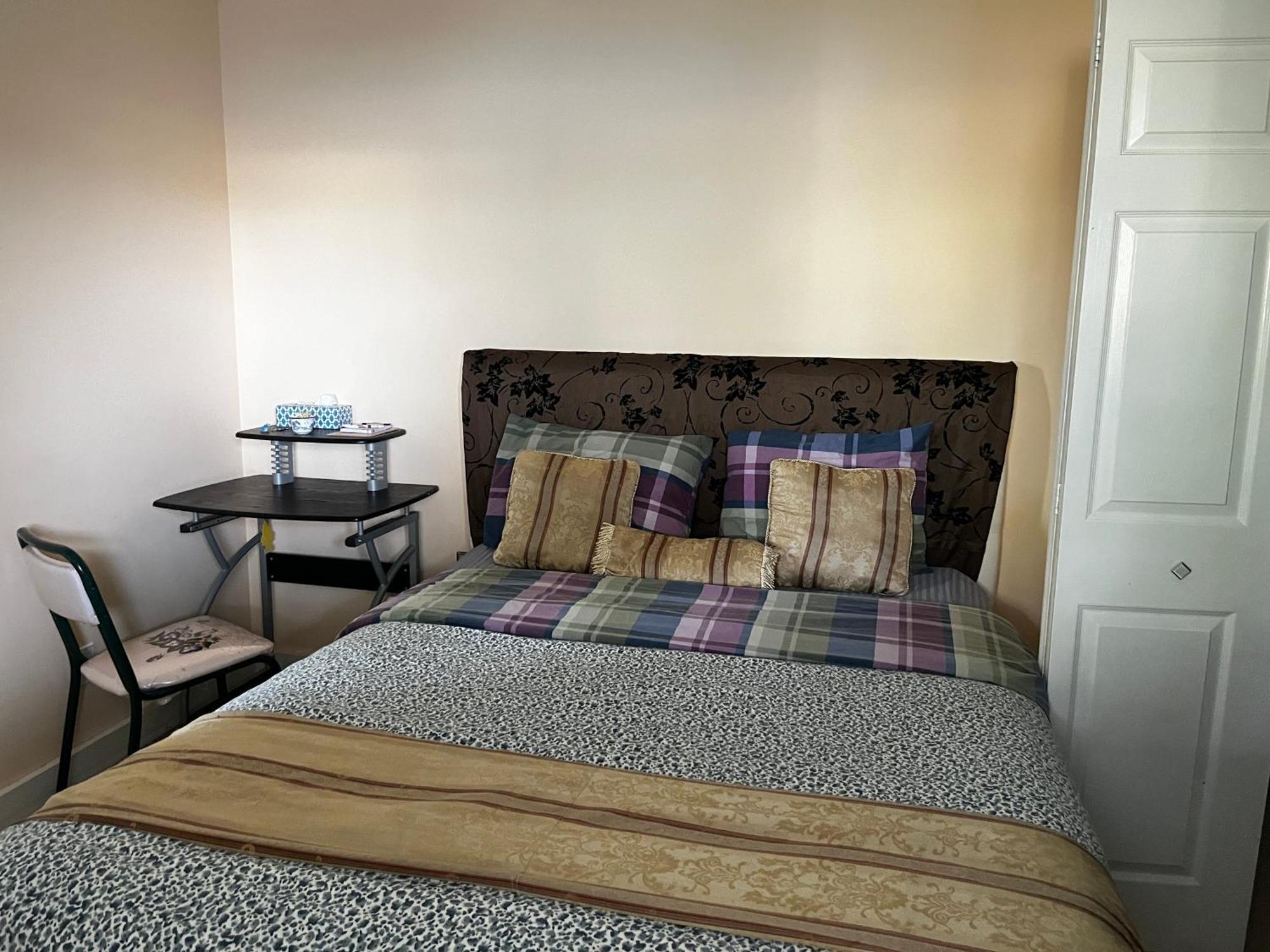 Citadel Hill Cr Community! Apartment Calgary Bagian luar foto