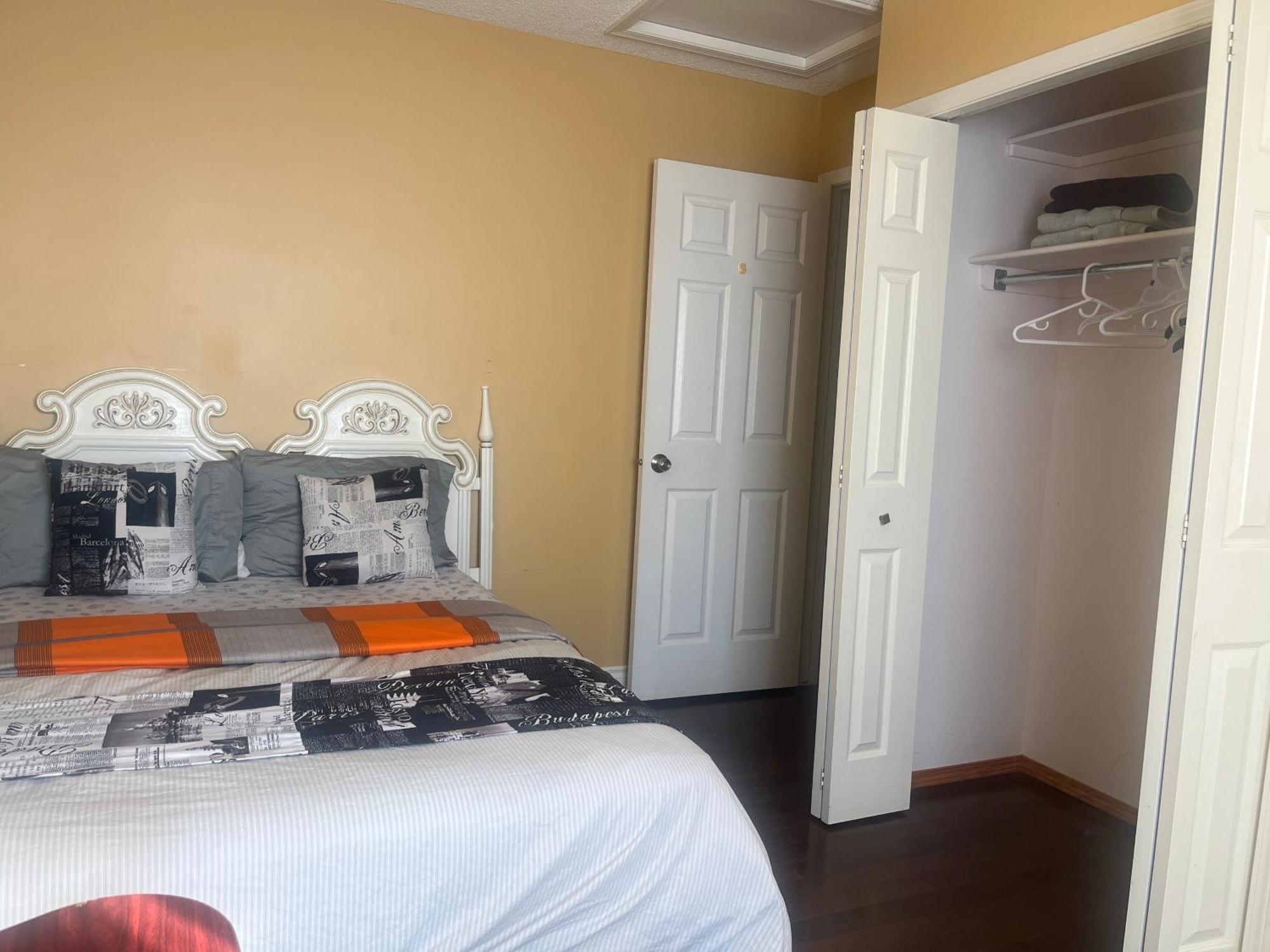 Citadel Hill Cr Community! Apartment Calgary Bagian luar foto